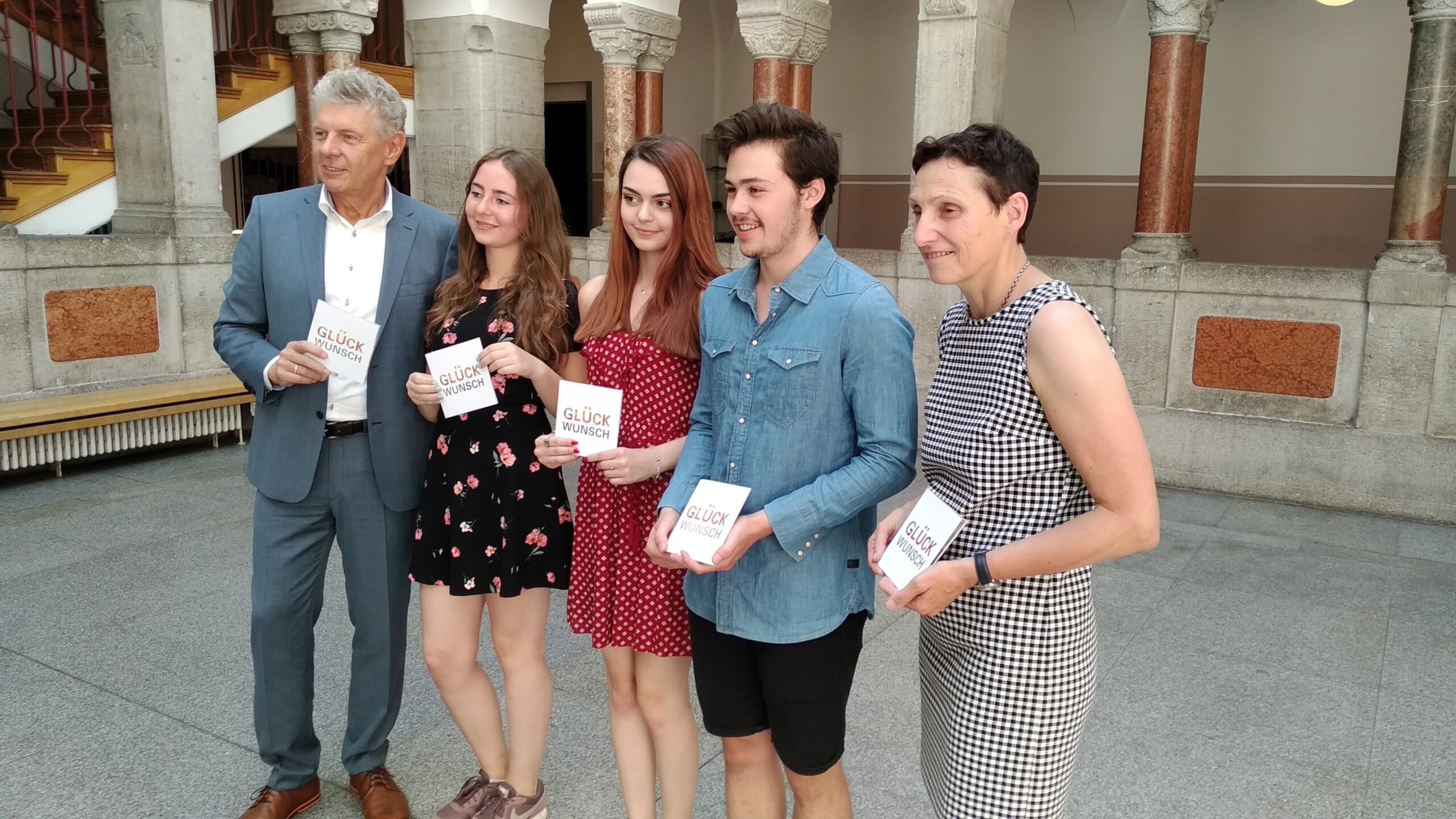 Neue „Schulentlassgabe“